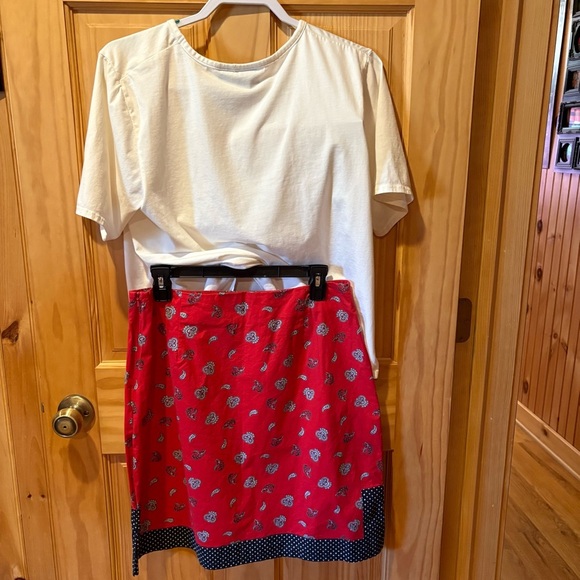 Mountain Lake Casuals paisley print combo top is xl skirt is a size 12 - Picture 2 of 14